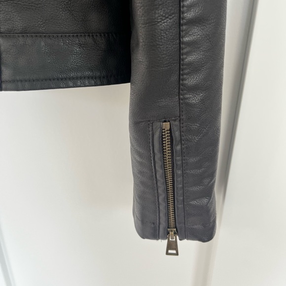 Levi’s Faux Leather Black Moto Jacket Sz L - Picture 6 of 8